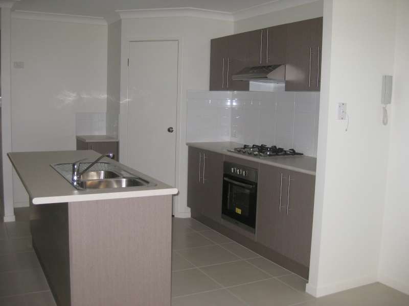 2/60 Pauls Road, Upper Caboolture QLD 4510