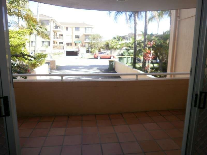 1/85 Petrel Avenue, Mermaid Beach QLD 4218