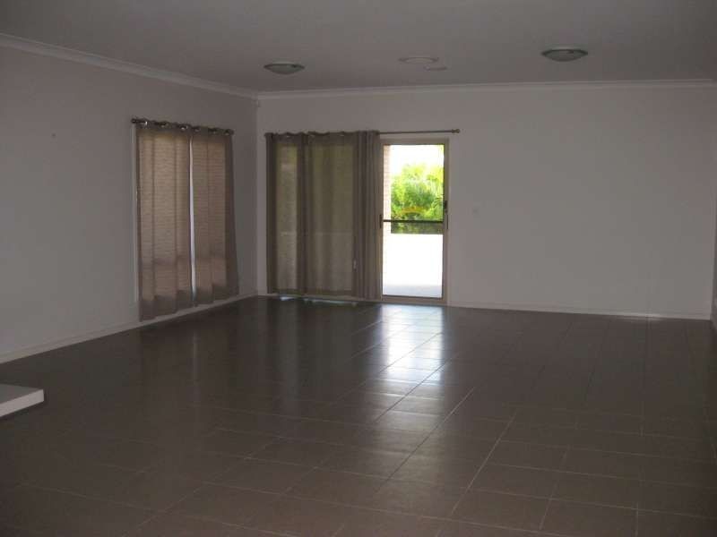 27 Midyim Street, North Lakes QLD 4509