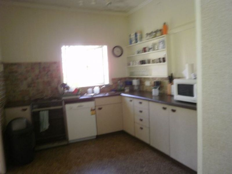 36 Ernest Street, Camp Hill QLD 4152