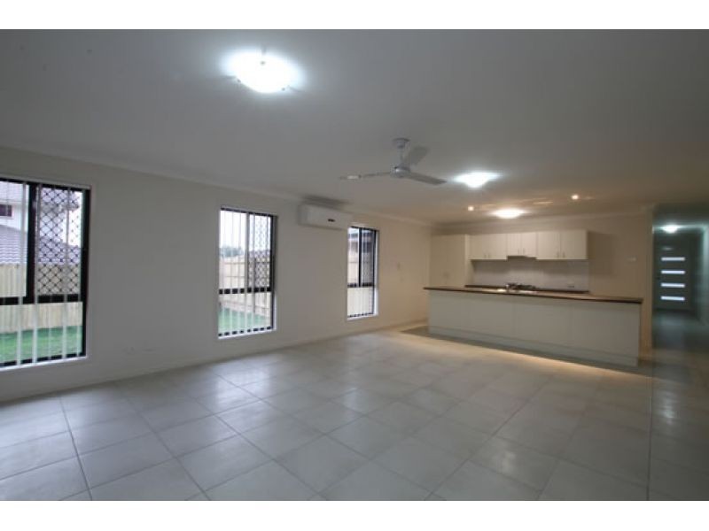 1/14 Oakwood Road, Warner QLD 4500