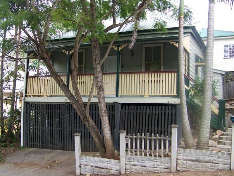 15 Kent Street, Red Hill QLD 4059