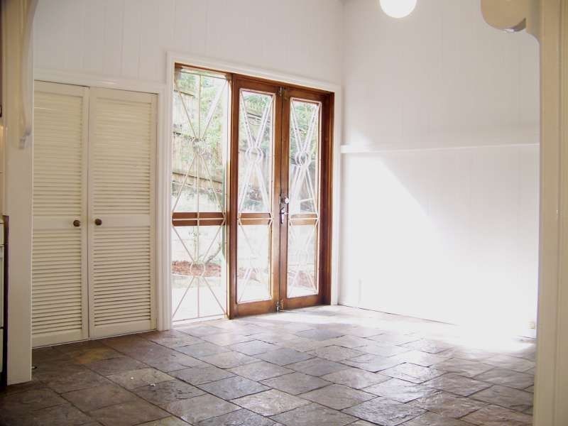 15 Kent Street, Red Hill QLD 4059