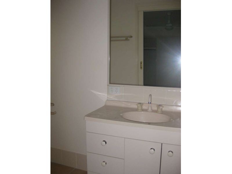 8/9 Harpulia Court, Morayfield QLD 4506