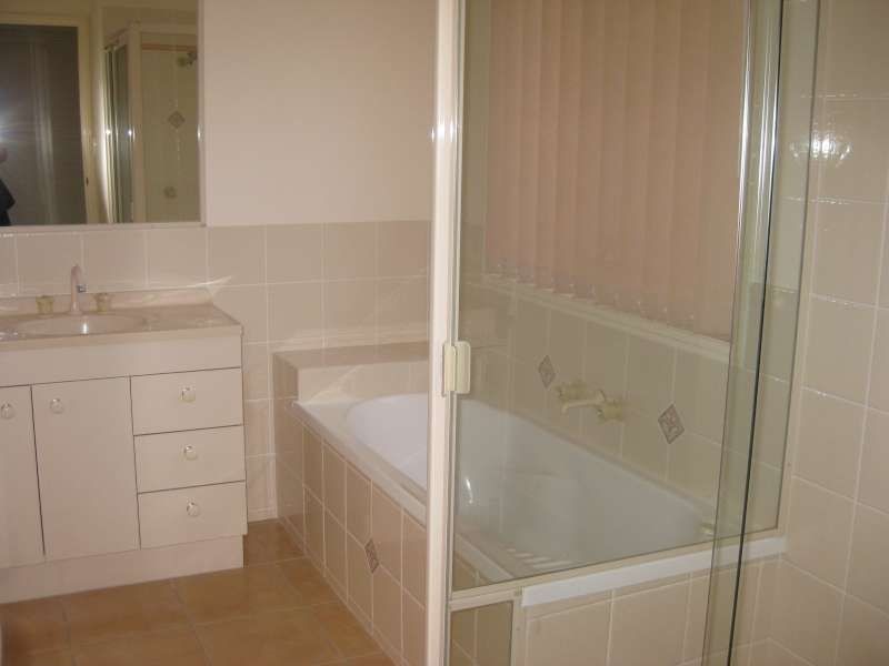 8/9 Harpulia Court, Morayfield QLD 4506