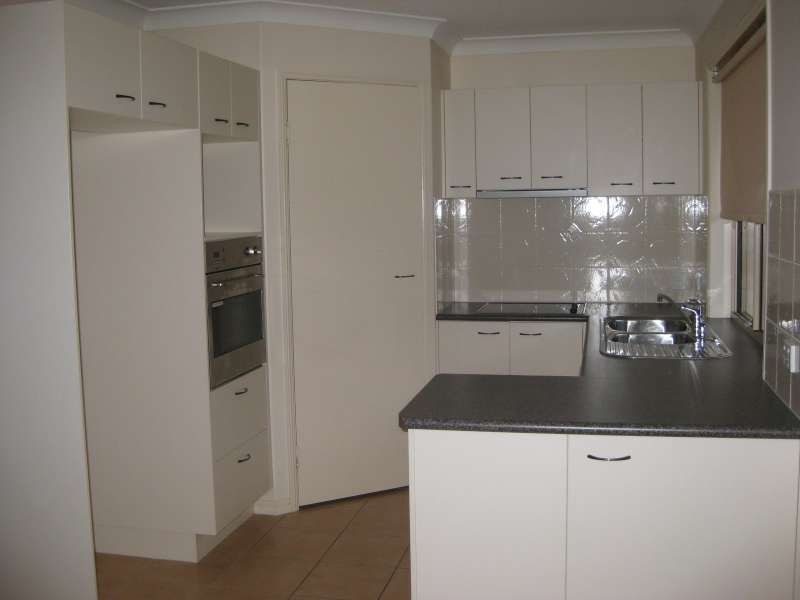 8/9 Harpulia Court, Morayfield QLD 4506