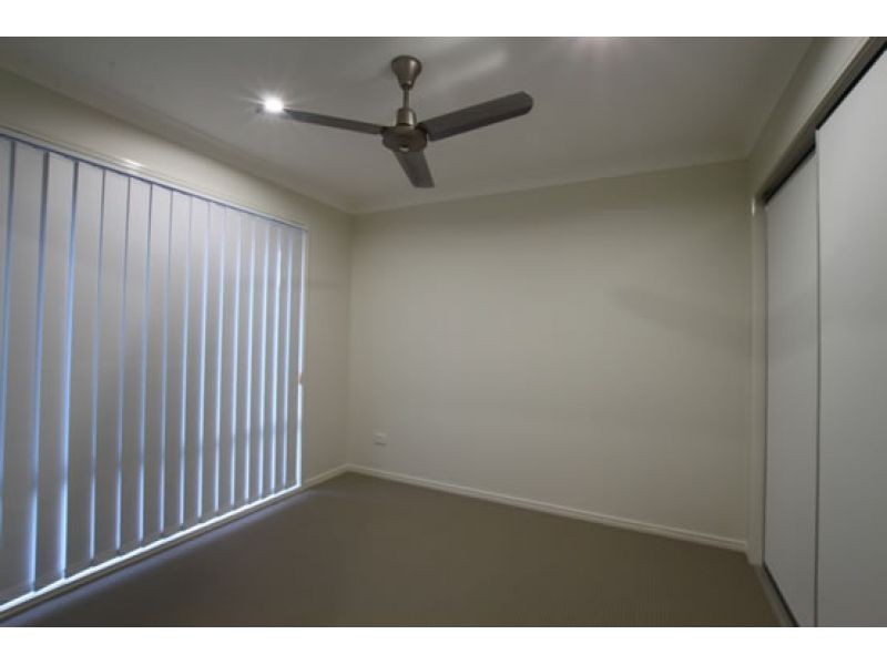 1/10 Homeland Crescent, Warner QLD 4500
