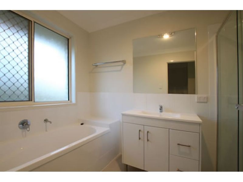 1/10 Homeland Crescent, Warner QLD 4500