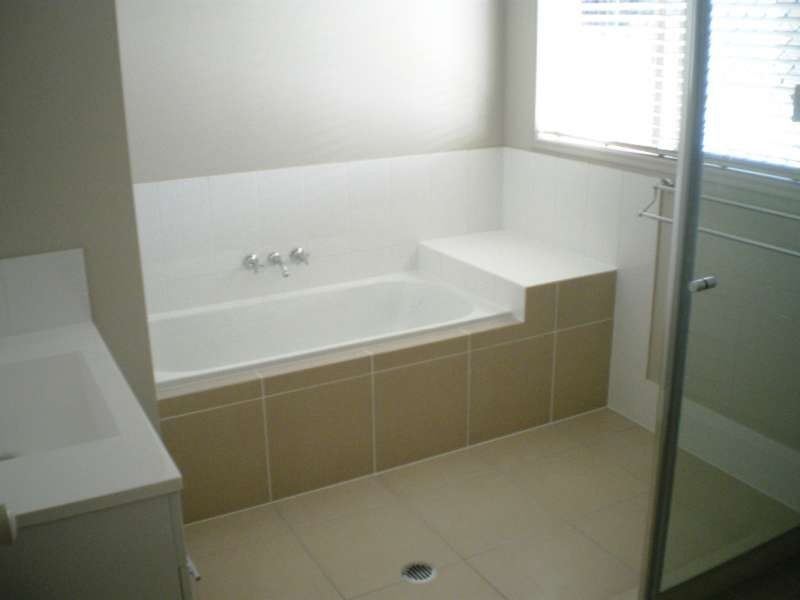 6 Shirley Street, Southport QLD 4215