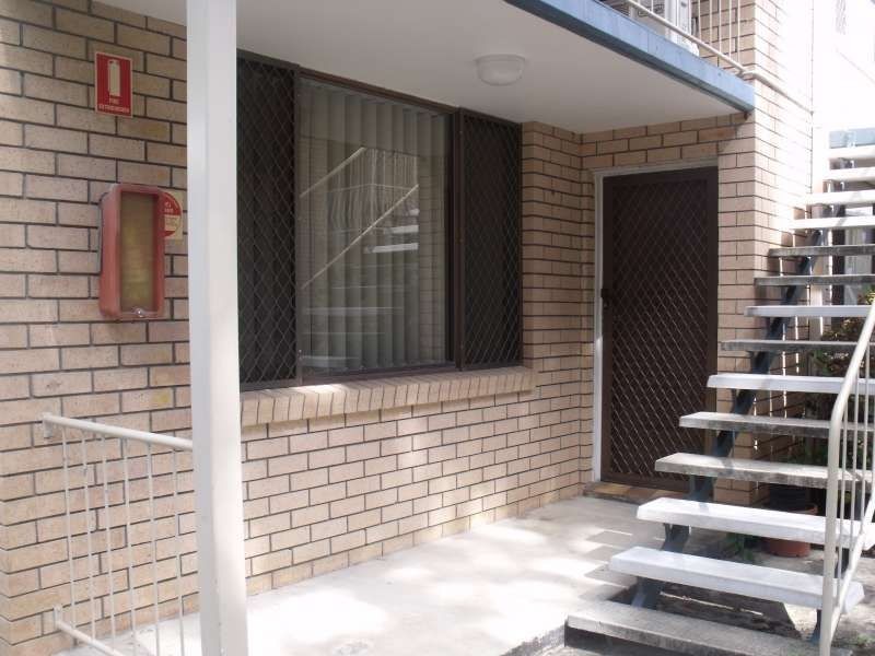 3/27 Bath Street, Labrador QLD 4215