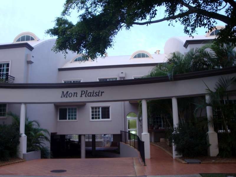 6/98 Prince Edward Parade, Redcliffe QLD 4020