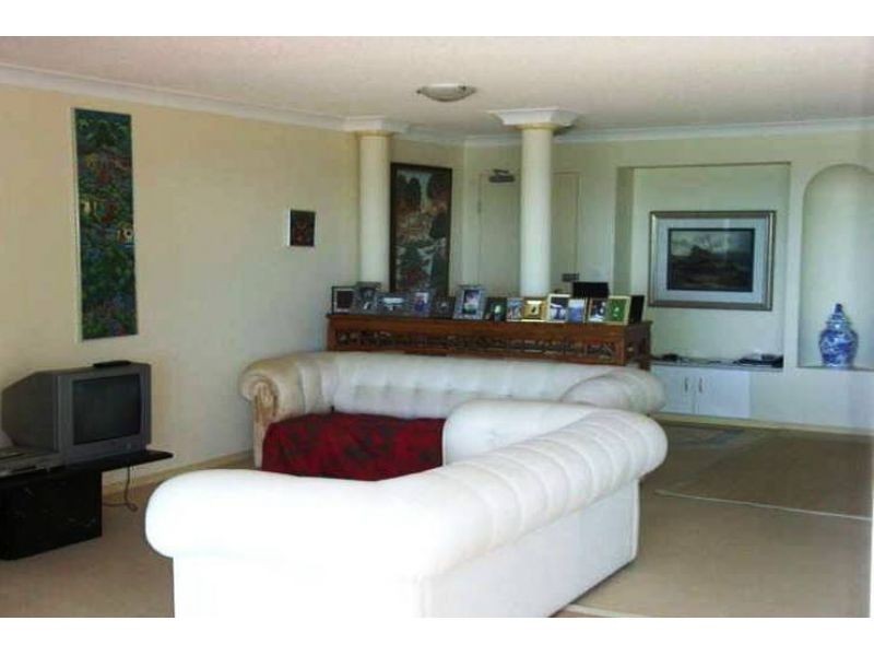 6/98 Prince Edward Parade, Redcliffe QLD 4020