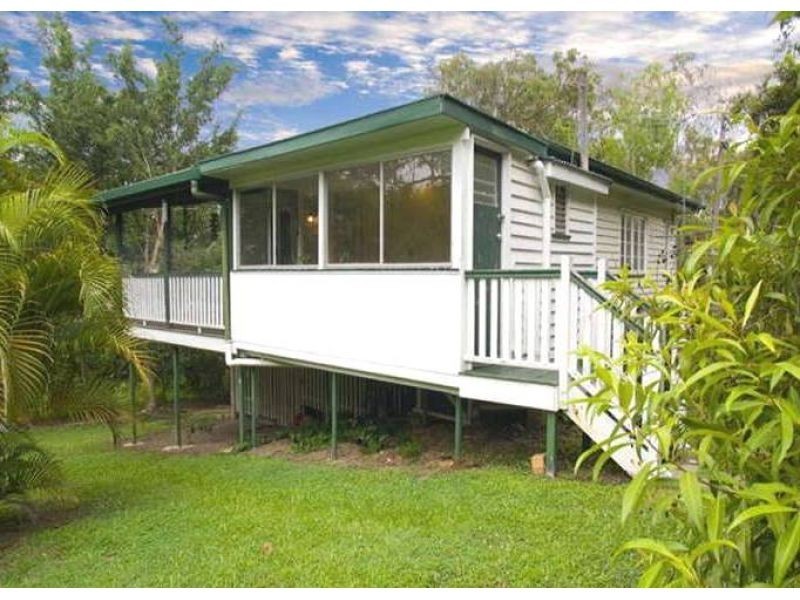 3 Cecil Road, Bardon QLD 4065