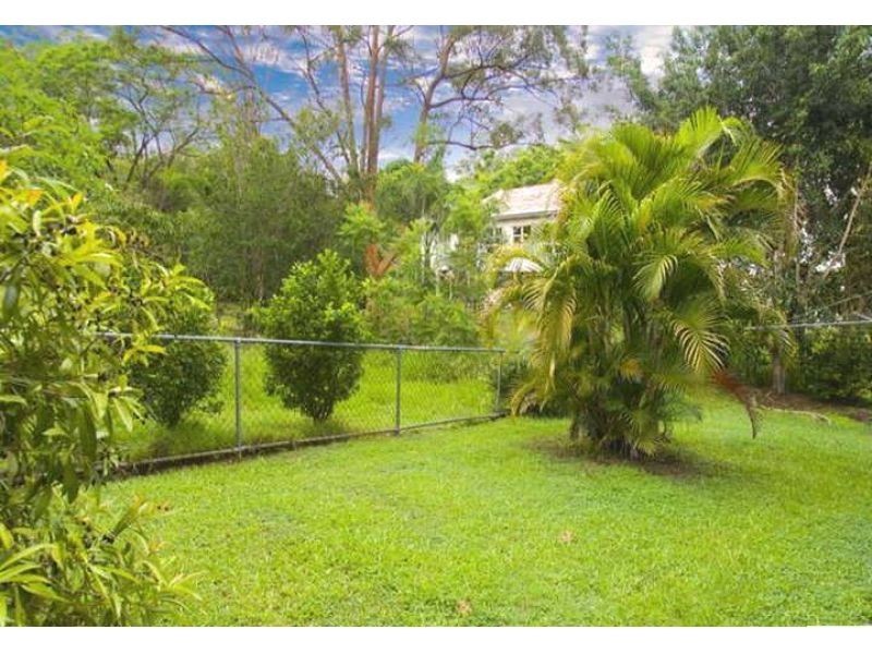 3 Cecil Road, Bardon QLD 4065