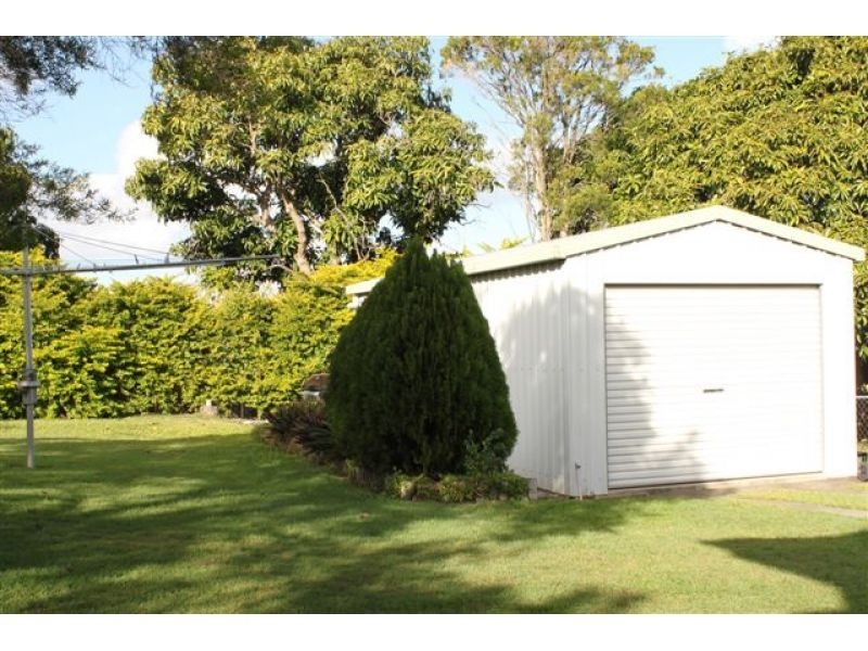 8 Burn Street, Camp Hill QLD 4152