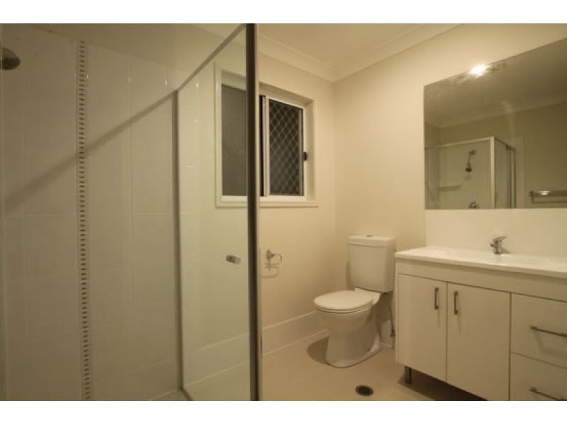 2/4 Morris Court, Warner QLD 4500