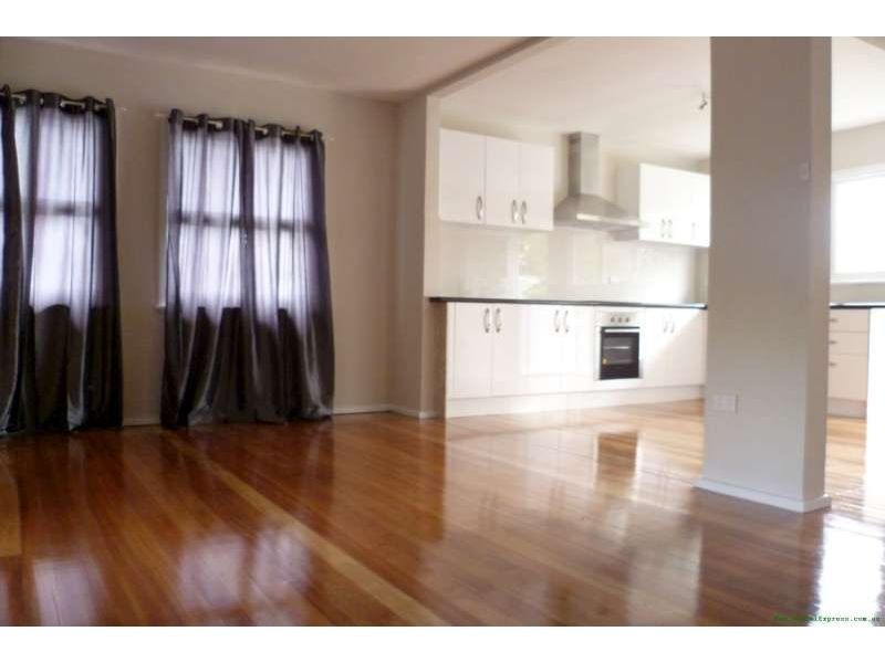 445 Newnham Road, Upper Mount Gravatt QLD 4122