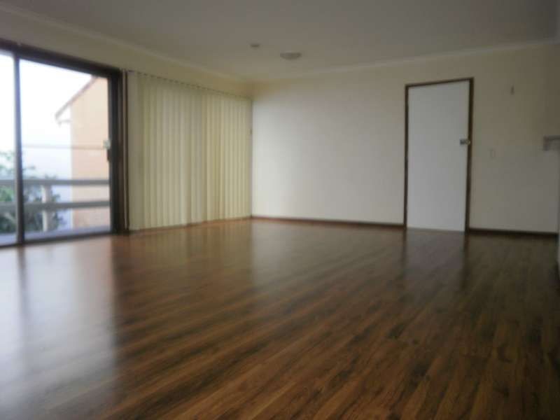 8/28a Marine Parade, Southport QLD 4215