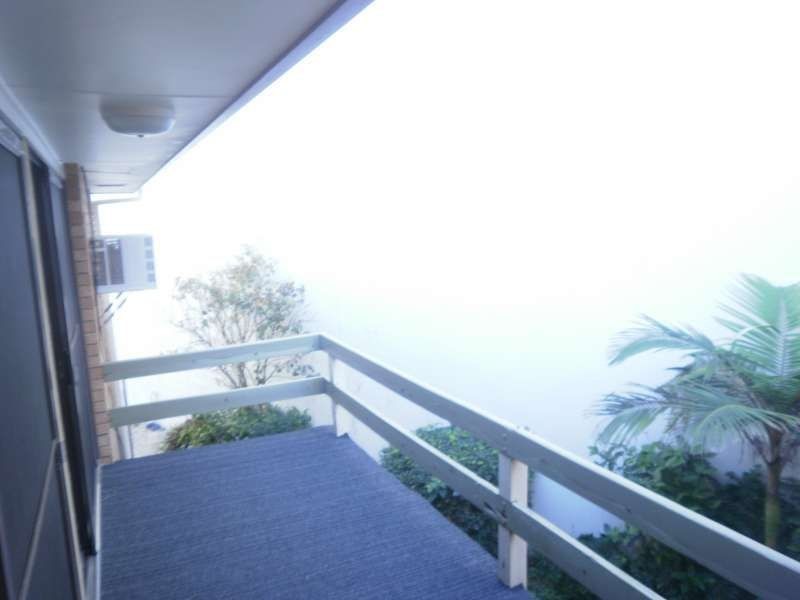 8/28a Marine Parade, Southport QLD 4215