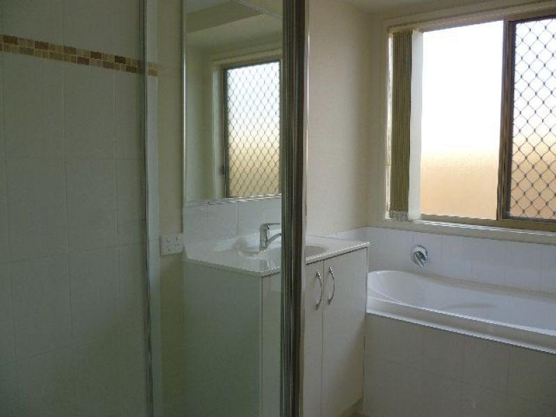 2 Davison Court, Marsden QLD 4132