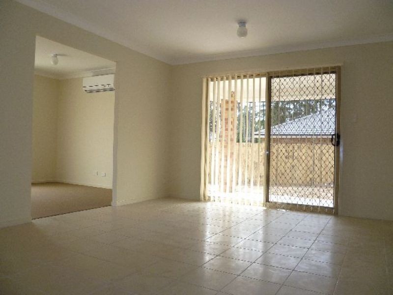 2 Davison Court, Marsden QLD 4132