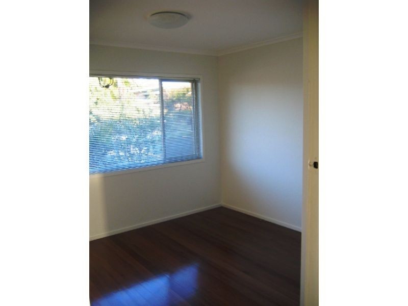 7 Sibyl Street, Southport QLD 4215