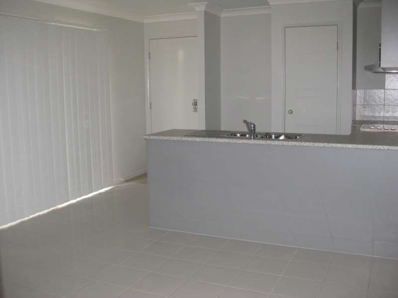 2/39 Winlock Circuit, Warner QLD 4500