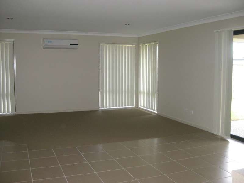 19 Lomandra Drive, Morayfield QLD 4506