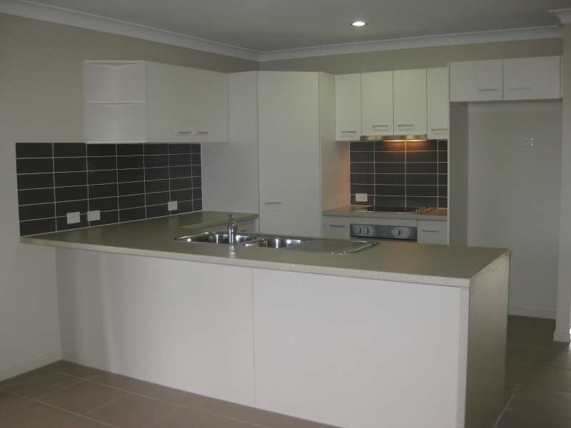 19 Lomandra Drive, Morayfield QLD 4506