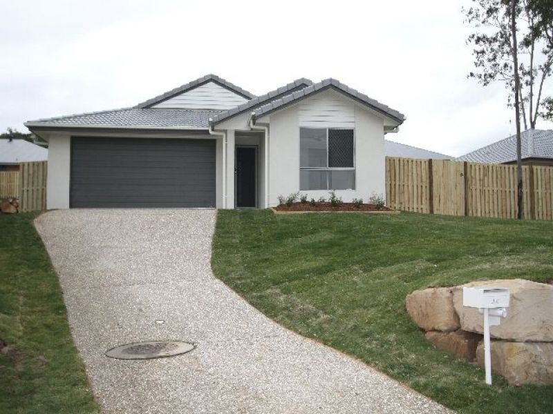 19 Dillon Avenue, Augustine Heights QLD 4300