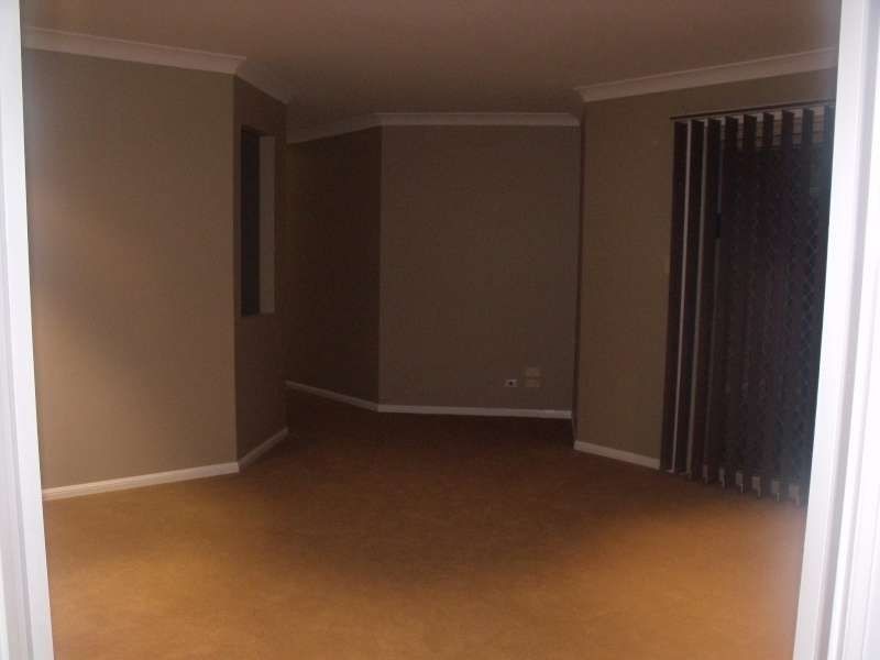 17 Kensington Street, Robina QLD 4226