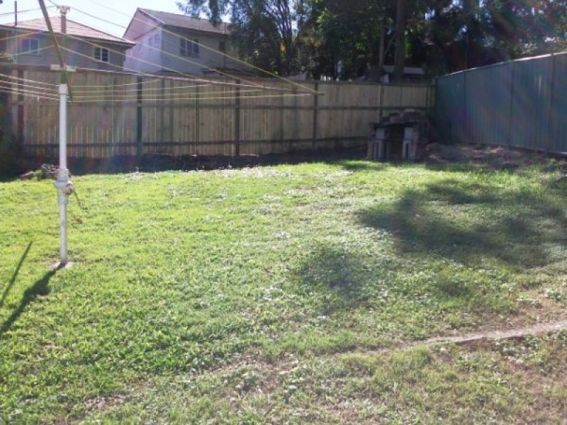 34 Badger Street, Newmarket QLD 4051