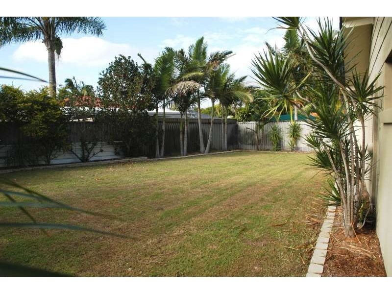 49 Oceanic Drive, Mermaid Waters QLD 4218