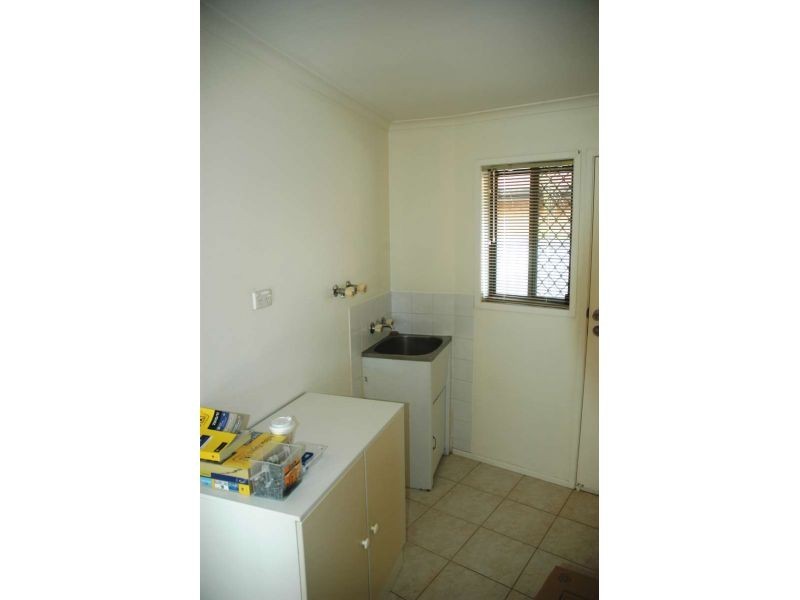 49 Oceanic Drive, Mermaid Waters QLD 4218