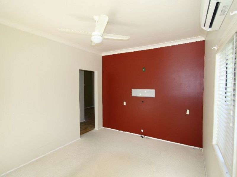 35 Middle Street, Coopers Plains QLD 4108