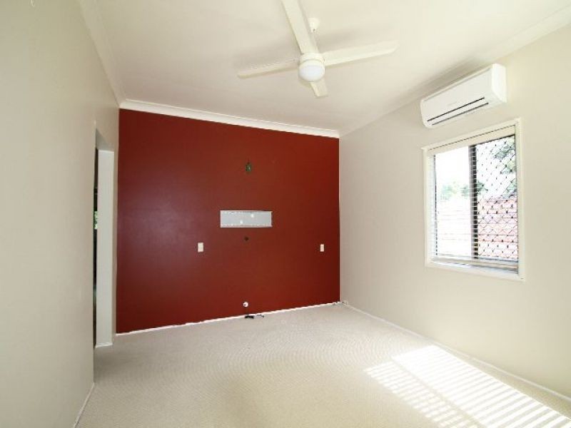 35 Middle Street, Coopers Plains QLD 4108