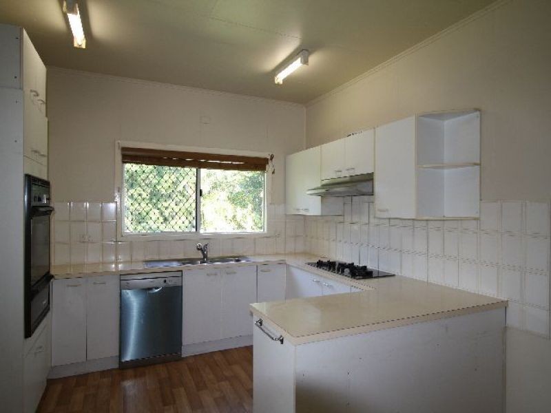 35 Middle Street, Coopers Plains QLD 4108