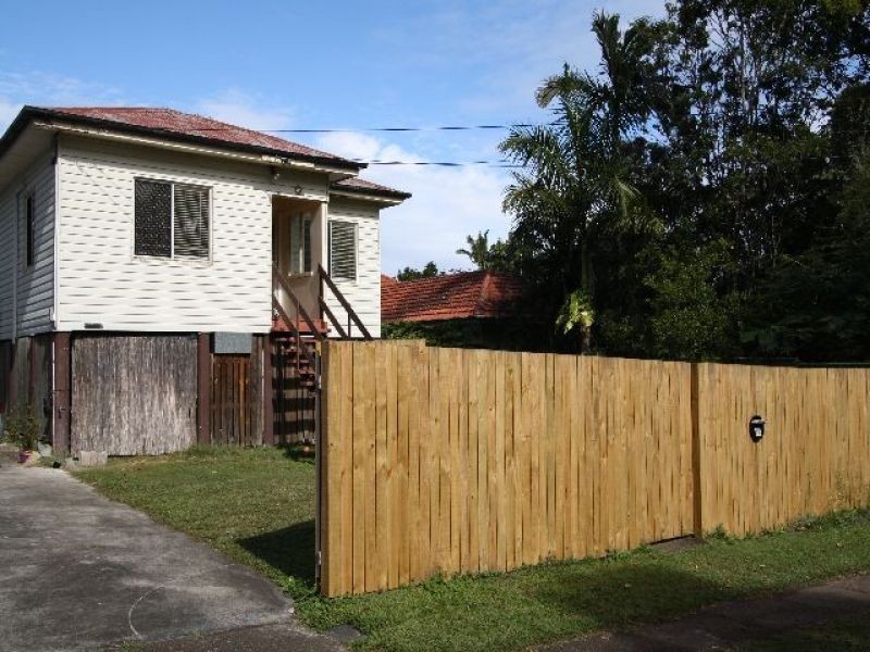 35 Middle Street, Coopers Plains QLD 4108