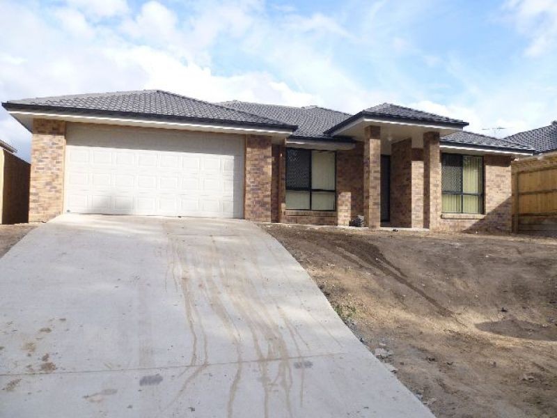 14 Newhaven Street, Marsden QLD 4132