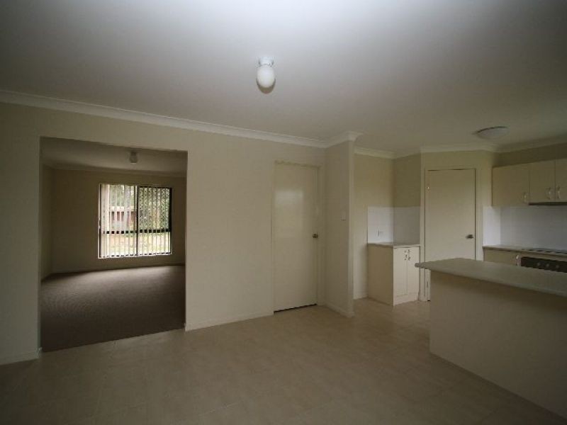 14 Newhaven Street, Marsden QLD 4132