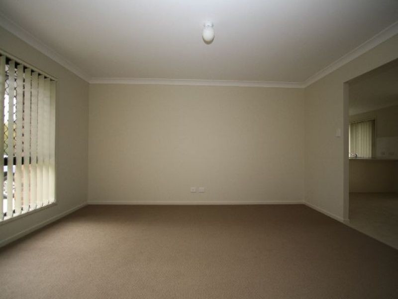 14 Newhaven Street, Marsden QLD 4132