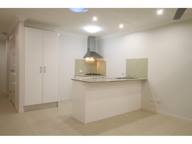 2/21 Lanita Chase, Morayfield QLD 4506