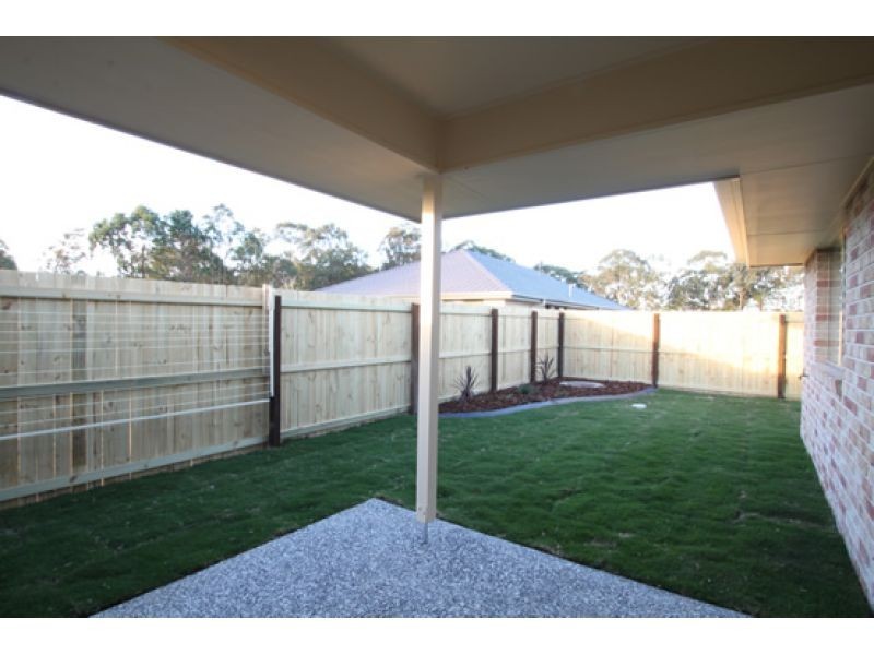 2/21 Lanita Chase, Morayfield QLD 4506