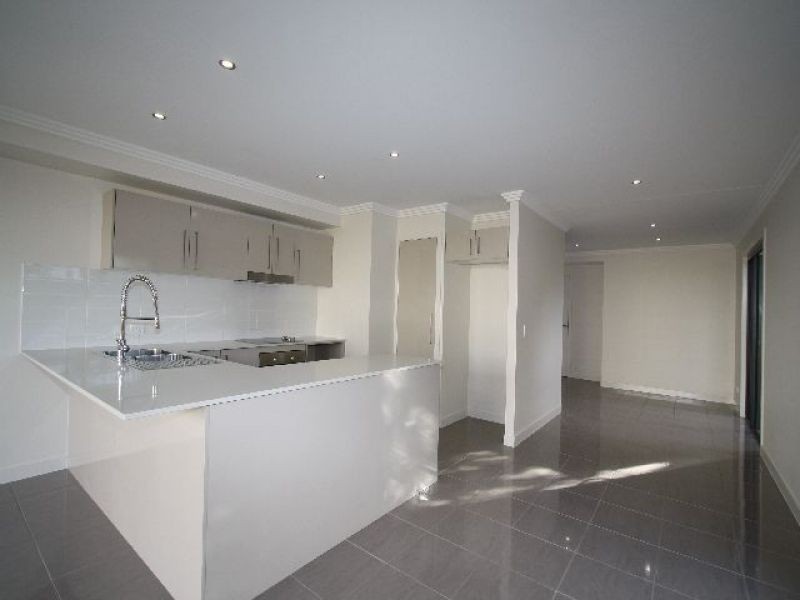 2/37 Orana Street, Carina QLD 4152