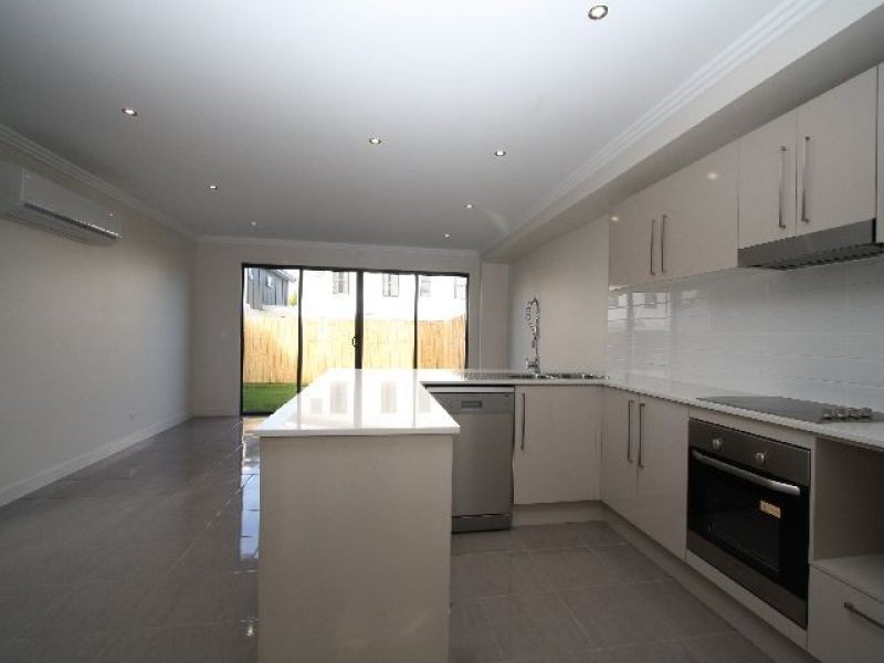 2/37 Orana Street, Carina QLD 4152