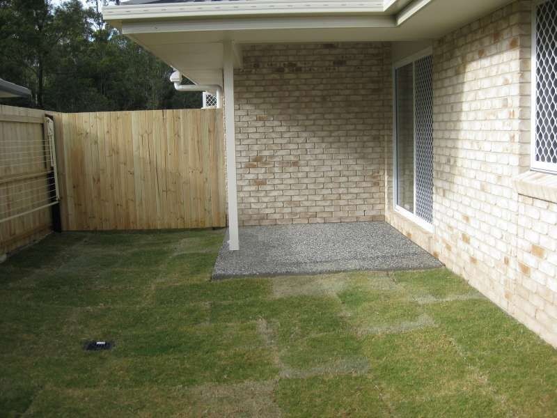 2/54 Sunflower Crescent, Upper Caboolture QLD 4510