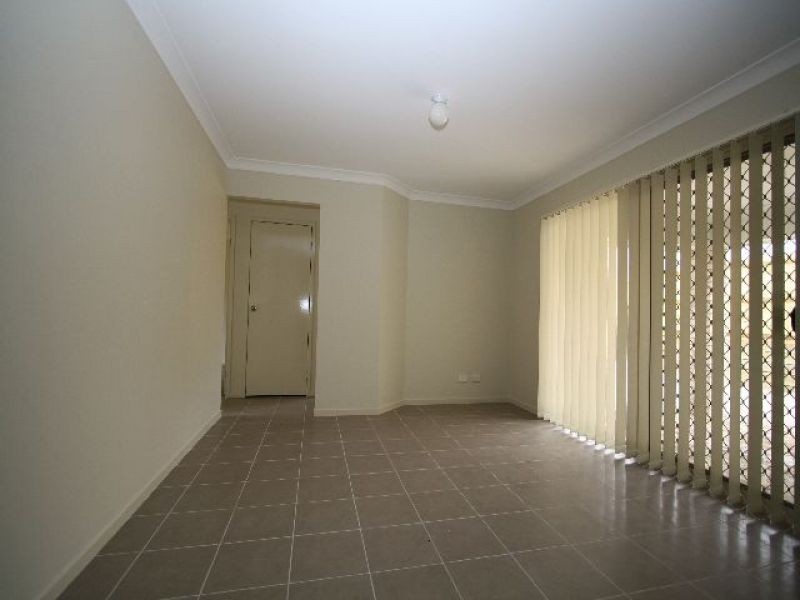 4 Newhaven Street, Marsden QLD 4132