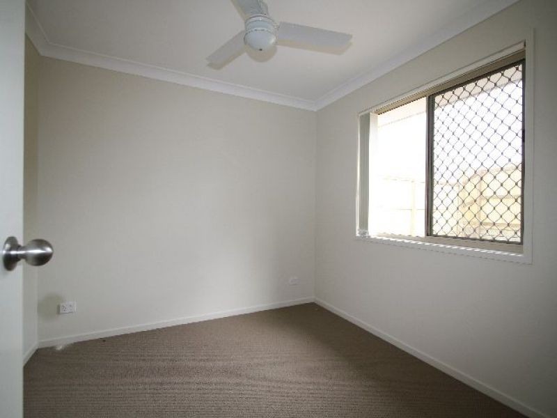 4 Newhaven Street, Marsden QLD 4132