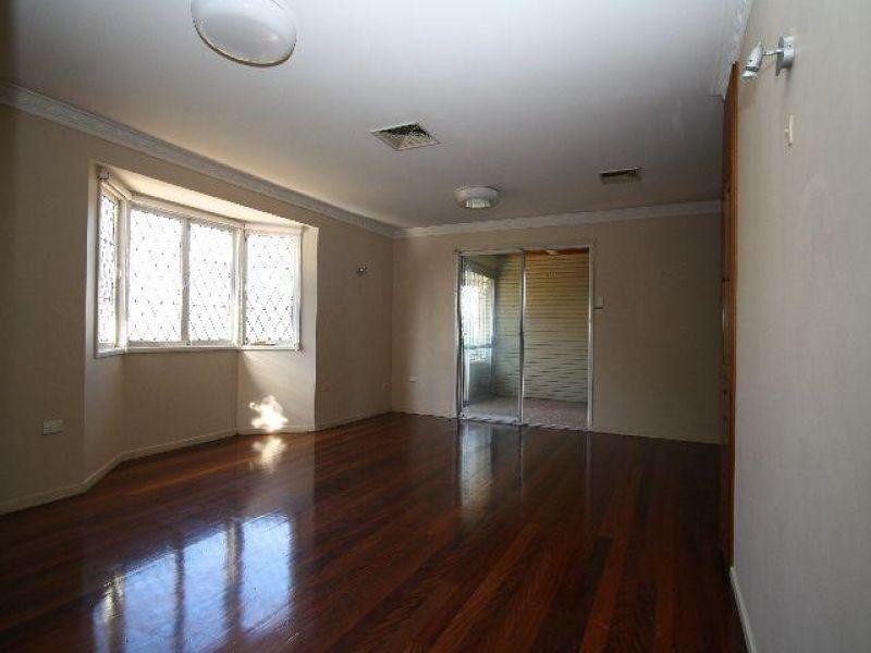 15 Gilmore Street, Tarragindi QLD 4121