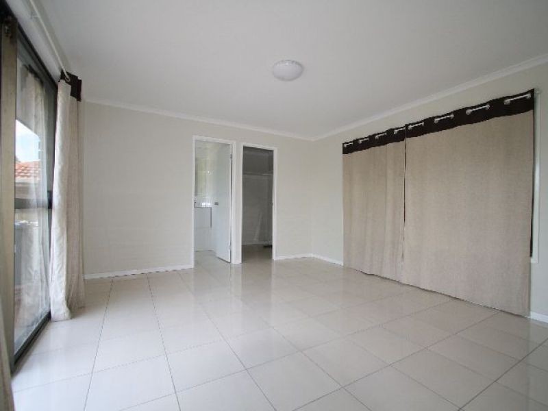 9 Lovell Court, Sinnamon Park QLD 4073